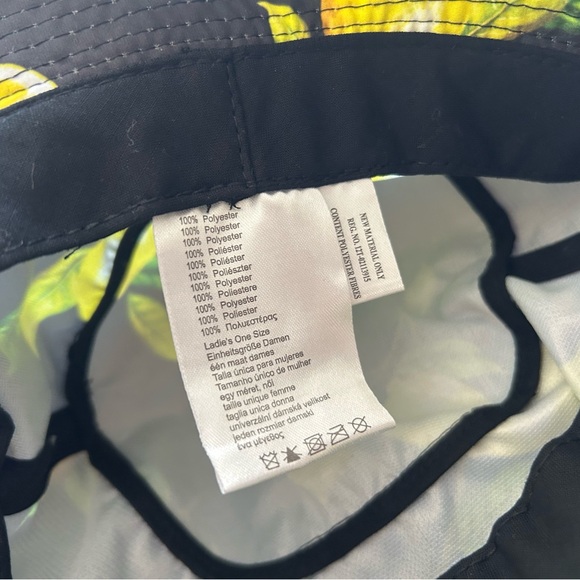 🍋Black and Yellow Lemon Print Bucket Hat - Picture 8 of 10